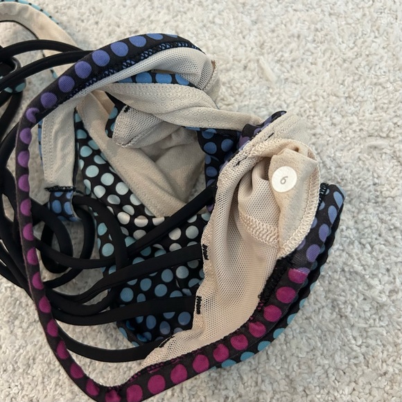 Lululemon Free to Be Wild Sports Bra - Picture 8 of 10